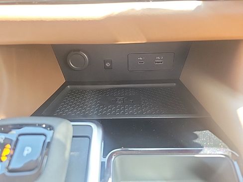 New 2025 Nissan Pathfinder Platinum w/ Cargo Package image 23