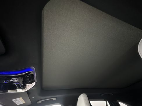 Used 2023 Mercedes-Benz GLC 300 4MATIC image 21