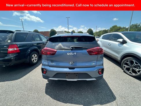 Used 2022 Kia Niro EX Premium FWD image 9