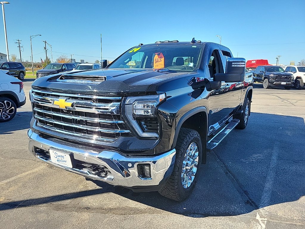 Used 2024 Chevrolet Silverado 2500 LTZ w/ LTZ Convenience Package AWD/4WD image 1