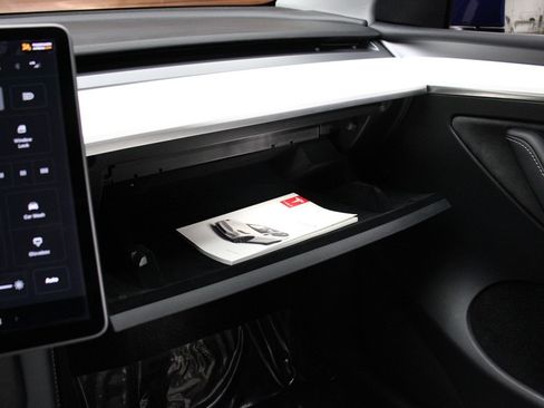 Used 2022 Tesla Model Y Performance image 62