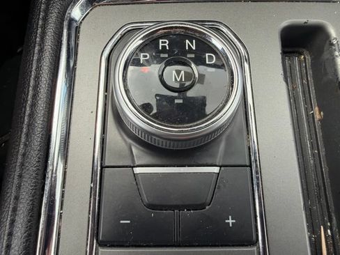 Used 2020 Ford Expedition XLT w/ Equipment Group 202A AWD/4WD image 46