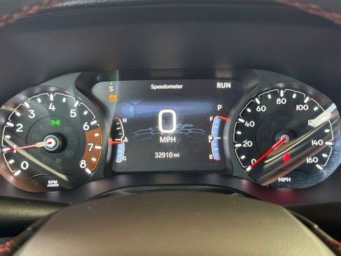 Used 2025 Jeep Compass Trailhawk AWD/4WD image 24