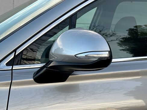 Used 2023 Hyundai Santa Fe Blue image 53