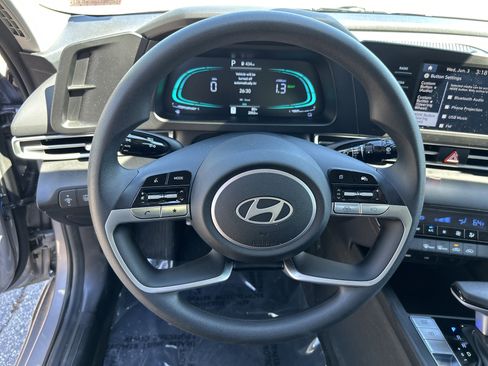 New 2026 Hyundai Elantra Hybrid FWD image 20