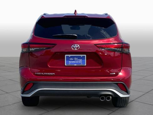 Used 2023 Toyota Highlander XSE FWD image 5