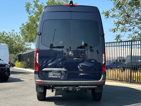 New 2025 Mercedes-Benz Sprinter 2500 image 6