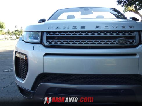 Used 2019 Land Rover Range Rover Evoque SE Dynamic AWD/4WD image 17