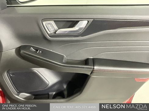 Used 2024 Ford Escape ST-Line w/ Tech Pack #1 image 20