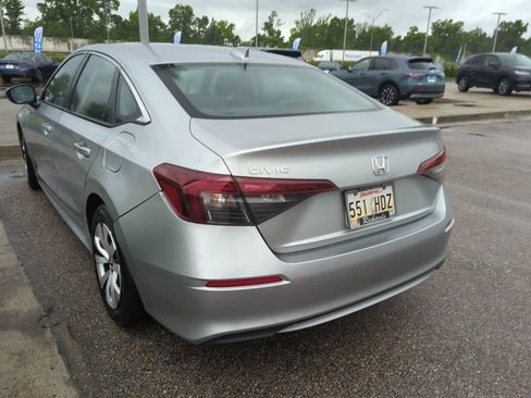 Certified 2025 Honda Civic LX image 5
