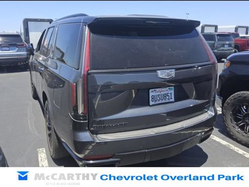 Used 2021 Cadillac Escalade Sport w/ Driver Assist Tech Package AWD/4WD image 5