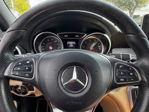 Used 2018 Mercedes-Benz CLA 250 image 41