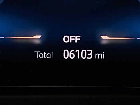 Certified 2025 BMW 330i xDrive Sedan w/ Premium Package image 18