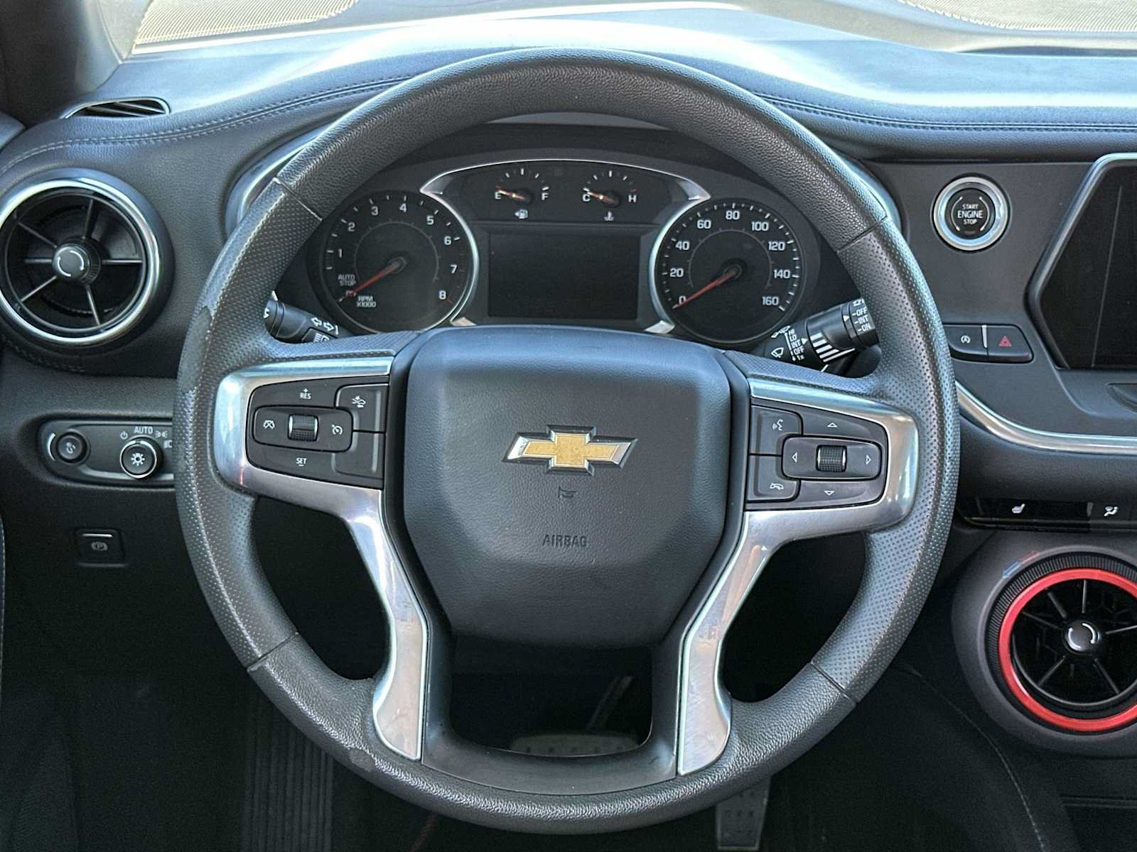 Used 2022 Chevrolet Blazer LT FWD image 23