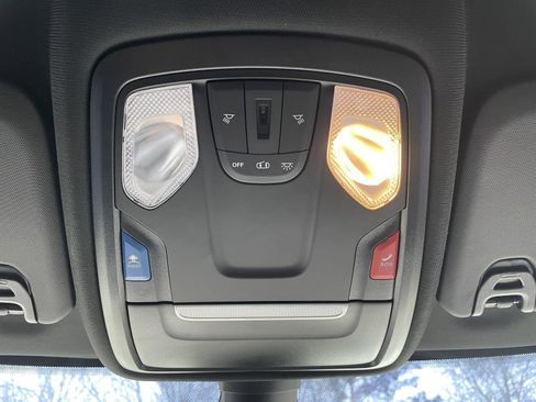 Used 2022 RAM 2500 Tradesman w/ Chrome Appearance Group image 30