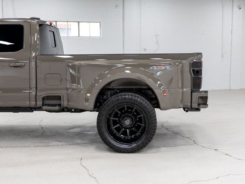 Used 2026 Ford F450 King Ranch w/ Chrome Package AWD/4WD image 17