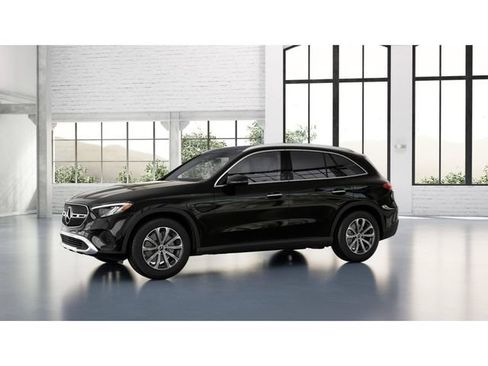 Used 2026 Mercedes-Benz GLC 300 4MATIC image 37