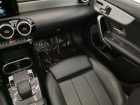 Used 2019 Mercedes-Benz A 220 4MATIC image 29