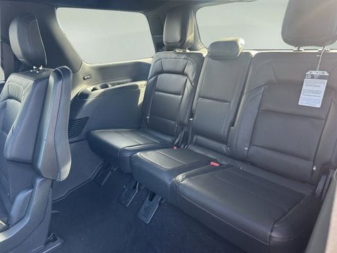 New 2026 Lincoln Navigator Reserve w/ Jet Appearance Package AWD/4WD image 11