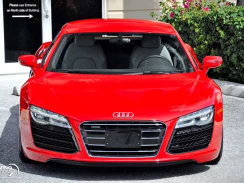 Used 2014 Audi R8 V10 image 36
