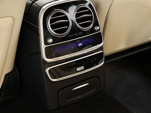 Used 2018 Mercedes-Benz Maybach S 560 4MATIC image 48