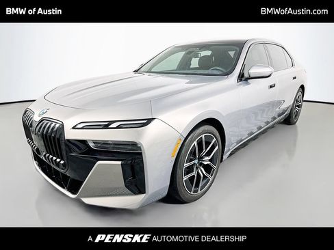 Used 2023 BMW 740i RWD image 1