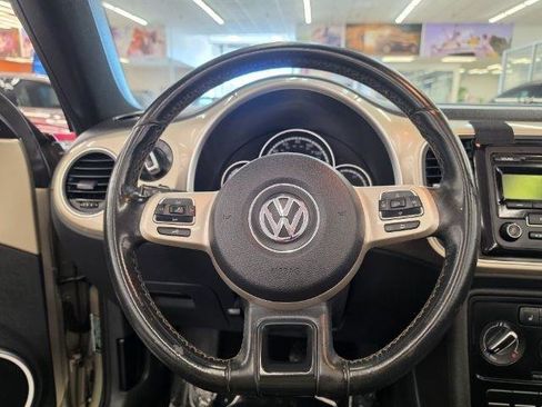 Used 2015 Volkswagen Beetle 1.8T FWD image 16