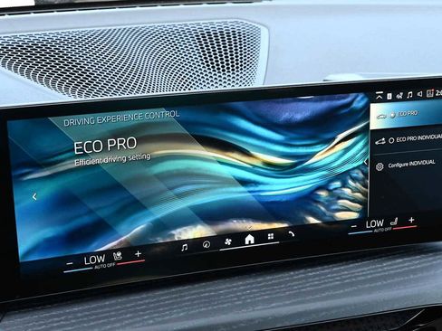 New 2026 BMW 330i Sedan w/ Premium Package image 21