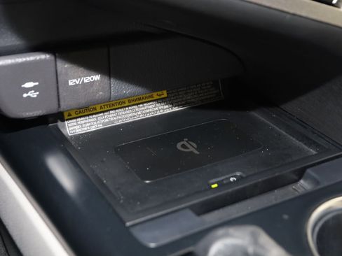 Used 2019 Toyota Camry XSE FWD image 26