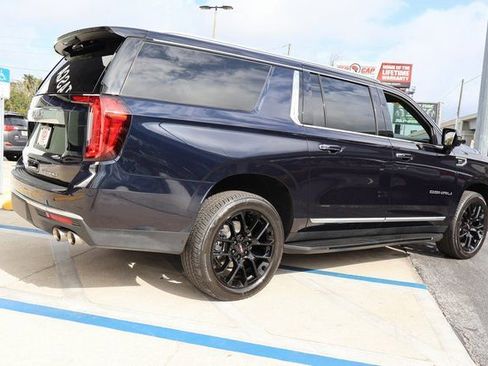 Certified 2023 GMC Yukon XL Denali image 8