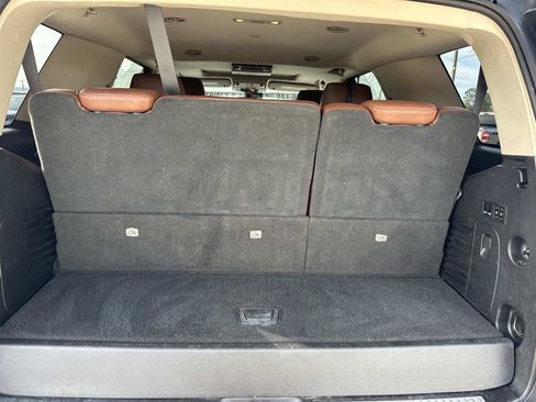 Used 2019 Cadillac Escalade Premium Luxury w/ LPO, Escalade Noir Package image 8