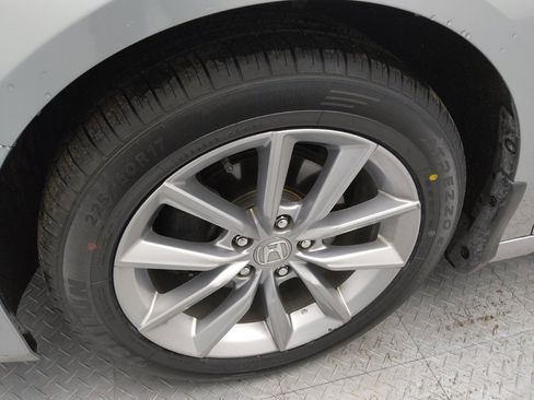 Used 2022 Honda Accord LX image 31