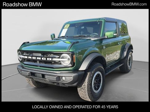 Used 2023 Ford Bronco Outer Banks w/ Sasquatch Package AWD/4WD image 1