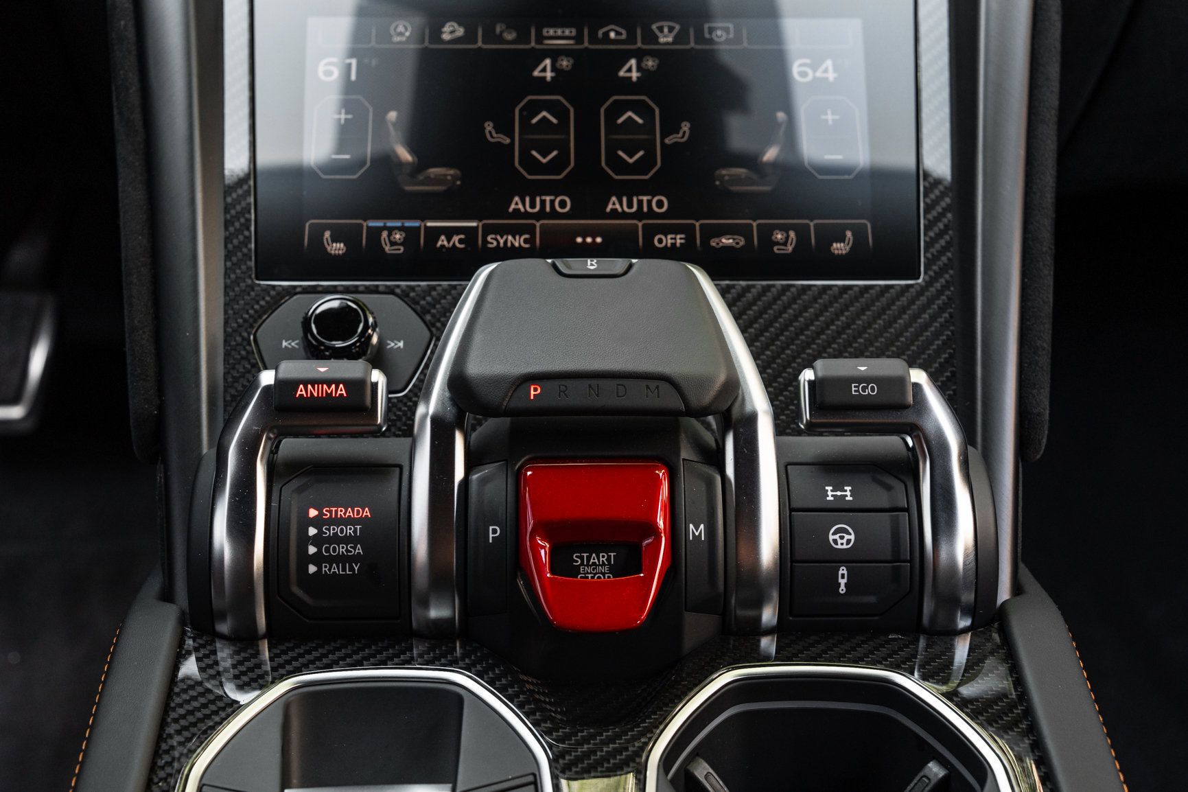 Used 2024 Lamborghini Urus Performante AWD/4WD image 56