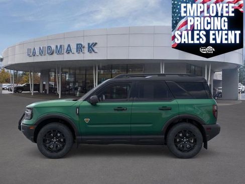 New 2025 Ford Bronco Sport Badlands w/ Sasquatch Badlands Package AWD/4WD image 4