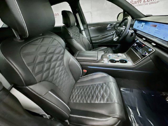 Used 2025 Genesis GV80 3.5T e-SC AWD/4WD image 29
