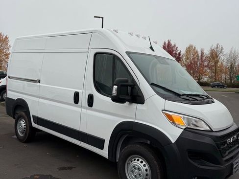 New 2026 RAM ProMaster 1500 w/ Convenience Group image 5