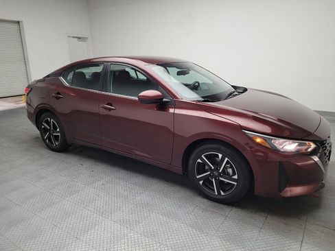 Used 2024 Nissan Sentra SV FWD image 11