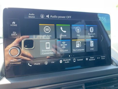 Used 2025 Honda Pilot TrailSport image 31