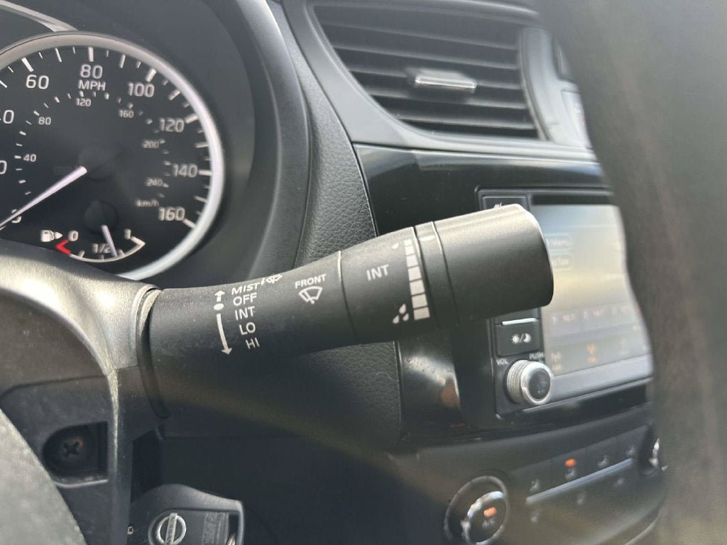 Used 2019 Nissan Sentra S FWD image 25