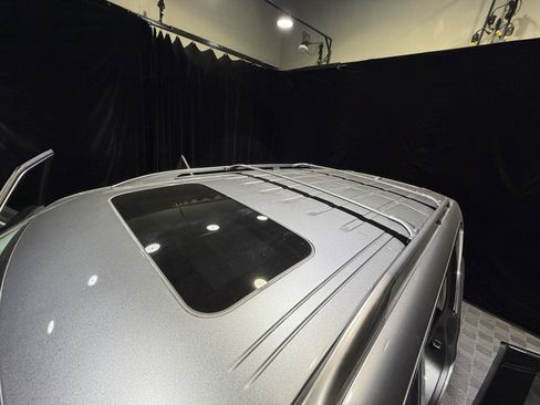 Certified 2021 Nissan Armada SL image 33