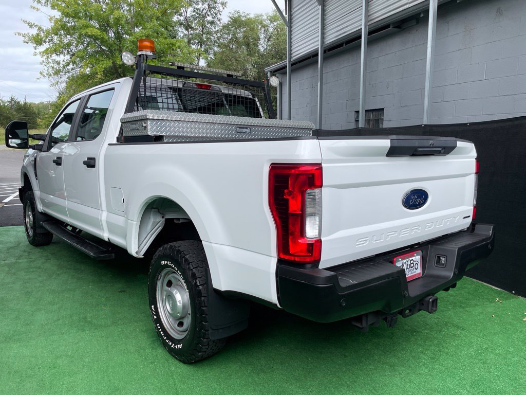 Used 2017 Ford F250 XL AWD/4WD image 5