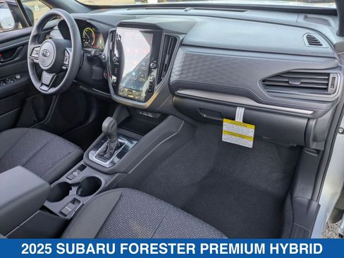 Certified 2025 Subaru Forester Premium image 39