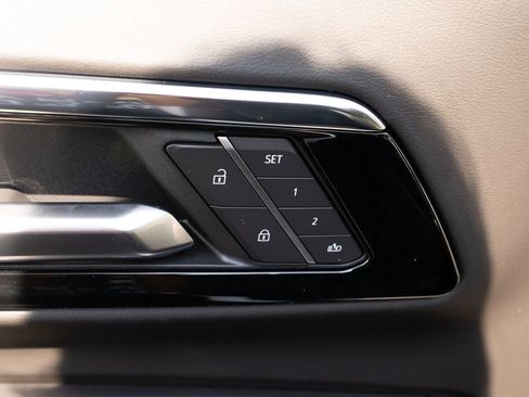 New 2025 Chevrolet Suburban Premier w/ Sun And Tow Package image 20