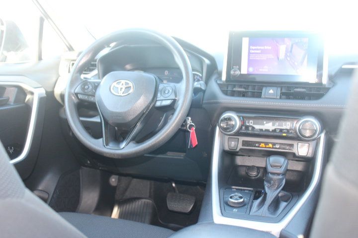 Used 2023 Toyota RAV4 LE AWD/4WD image 21