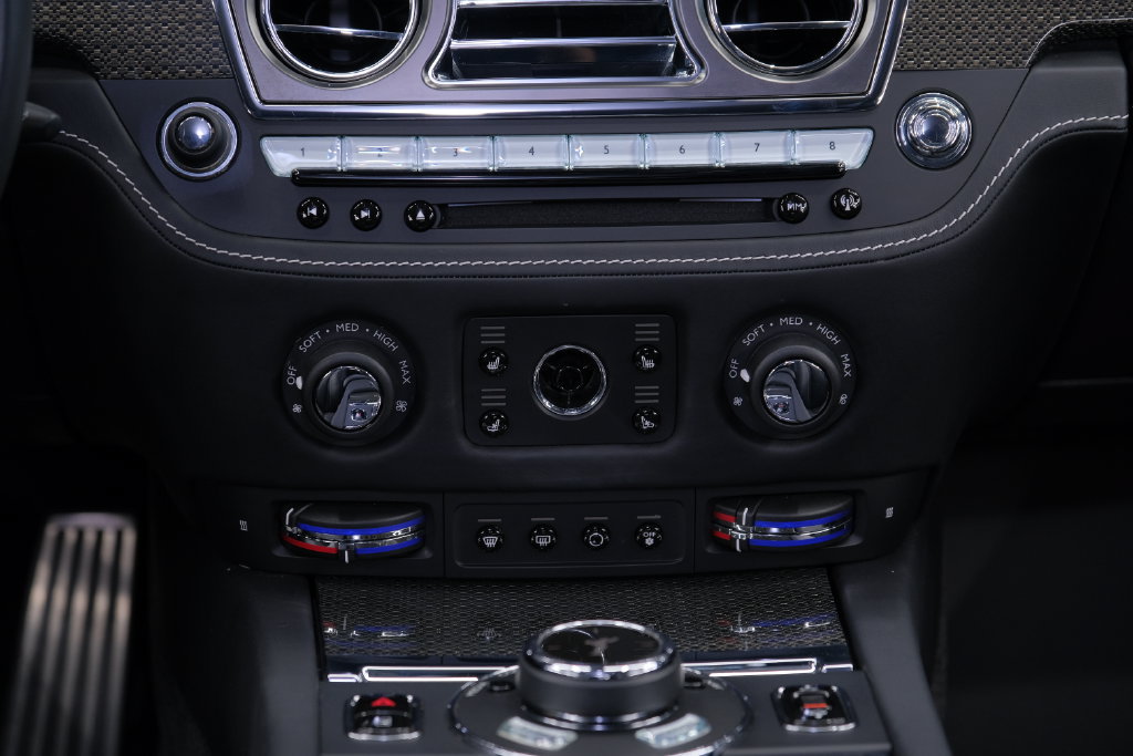 Used 2020 Rolls-Royce Wraith RWD image 49