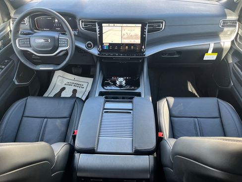 New 2026 Jeep Grand Wagoneer L Limited image 16