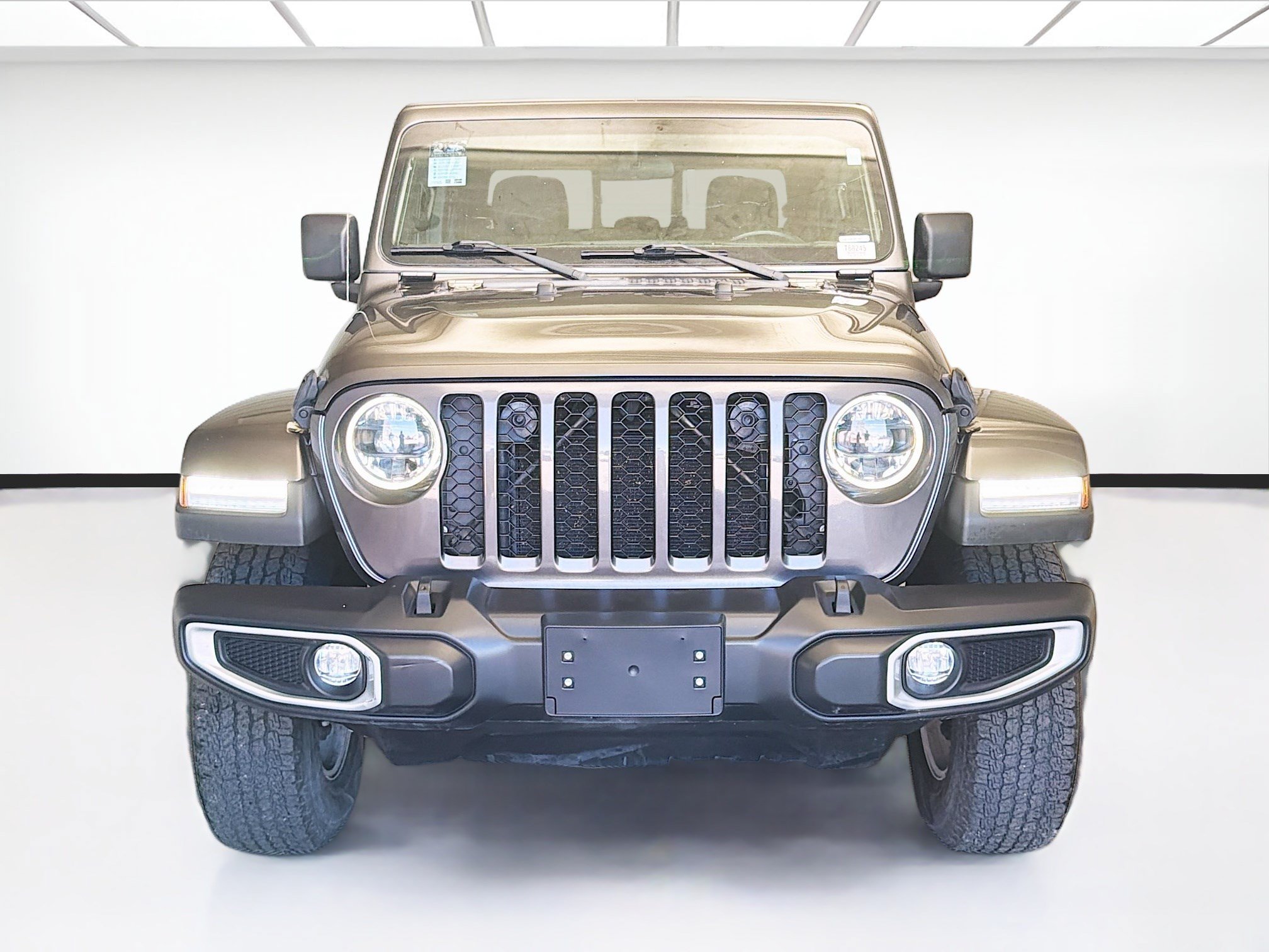 Used 2023 Jeep Gladiator Sport AWD/4WD image 2