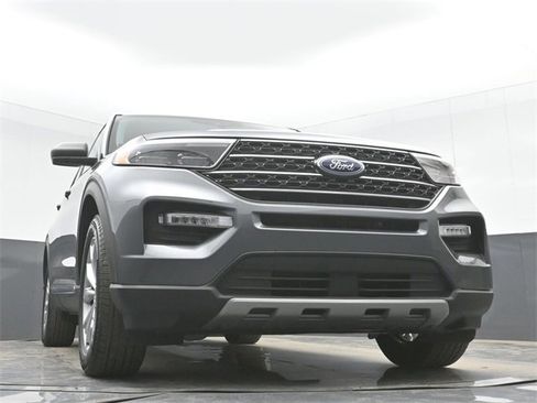 Used 2024 Ford Explorer XLT w/ Equipment Group 202A image 44