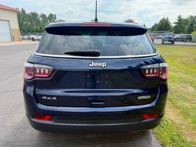 Used 2019 Jeep Compass Latitude w/ Popular Equipment Group AWD/4WD image 2